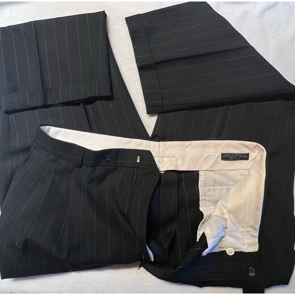 Vintage Franco Lanzetti Mens 46R 38x29 Black Gray Banker's Stripe 4 Btn Suit - Picture 7 of 16